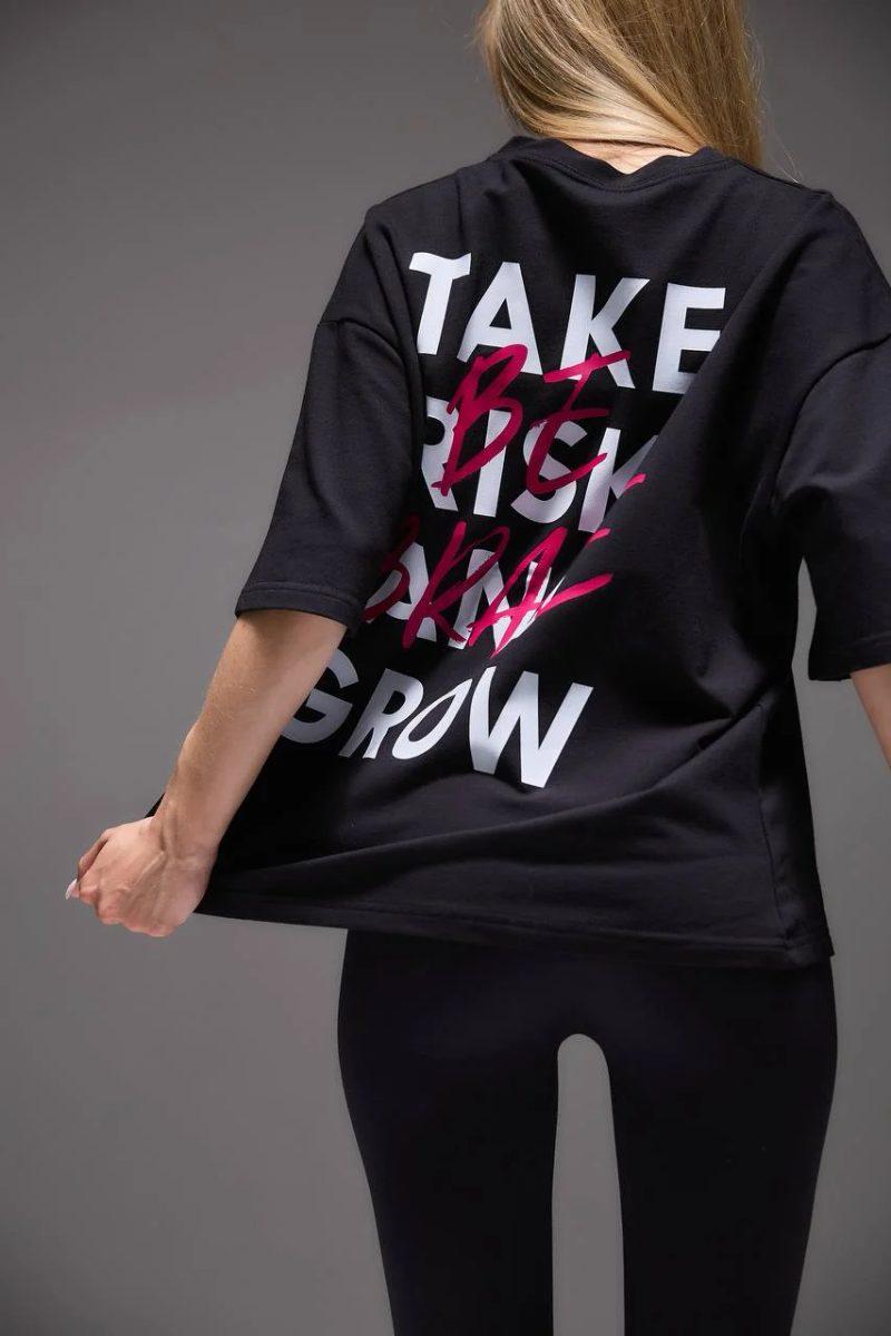 Футболка "TAKE RISK AND GROW"